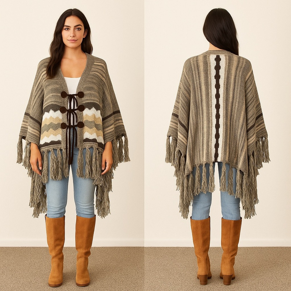 Jen’s Pirate Booty Journey Knit Poncho Fringe Boho Festival Cape Fall Aesthetic
